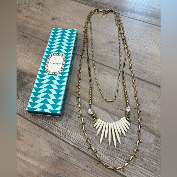 Stella & Dot Jewelry - Stella & Dot- Gold and Cream Spike Necklace